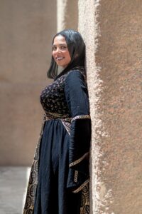 pose, portrait, model, posing, fashion, nature, modeling, outdoors, face, life, body, style, smile, happy, love, egypt, pyramids, egyptian, desert, landscape, sand, travel, history, pharaoh, arab
